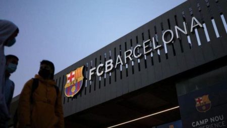 Barcelona’nın başı sıkıntıda: Ligden men edilme tehlikesi bulunuyor