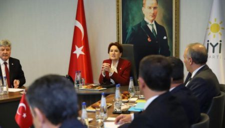 Belediye liderlerinden Meral Akşener’e davet: ‘Aday olun’