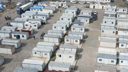 Zelzele bölgesinde birinci ders zili 27 Mart’ta çalacak: Eğitim-İş’ten ‘konteyner kent’ daveti